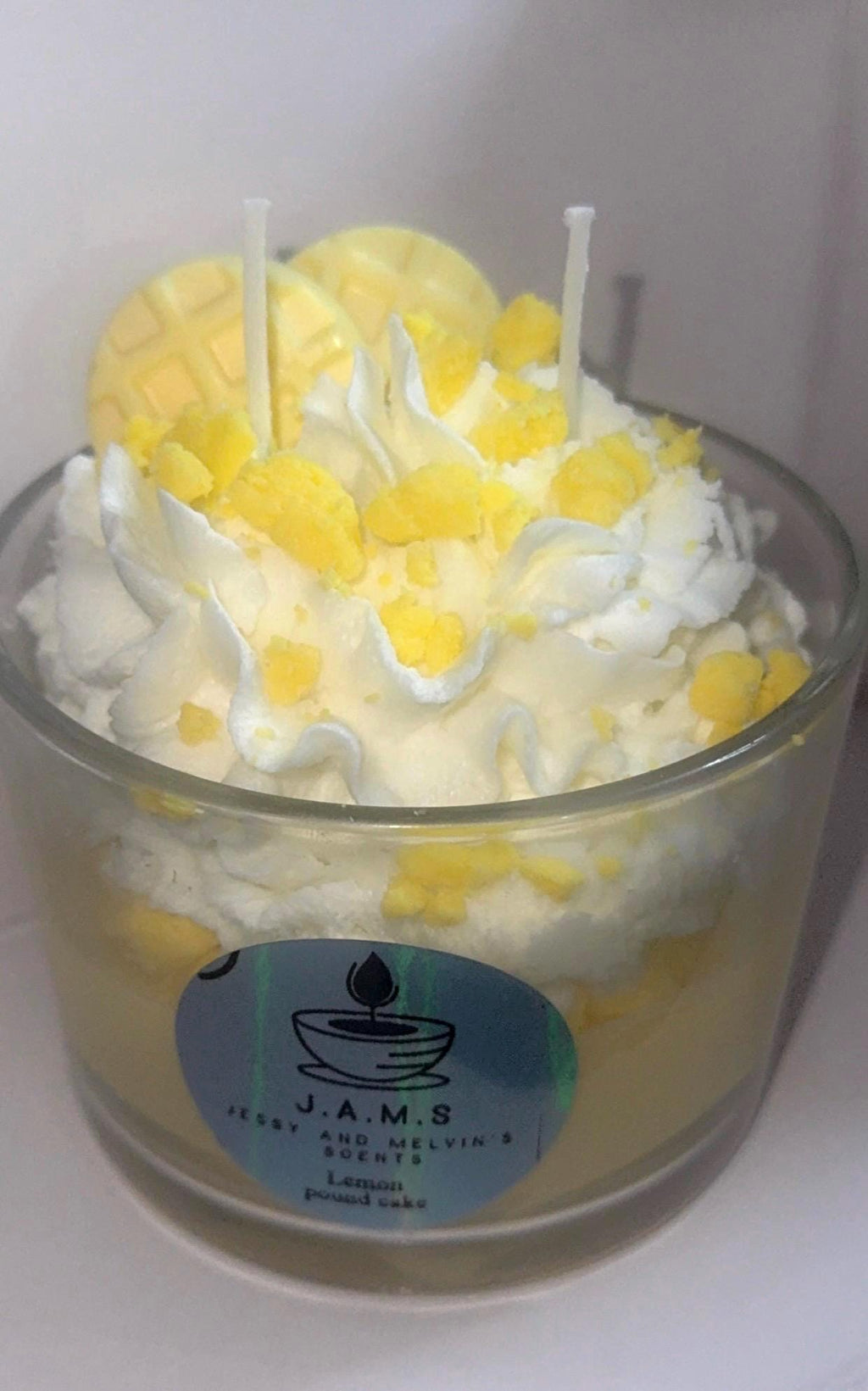 Lemon poundcake candle